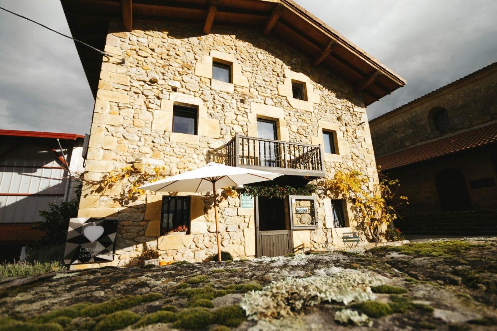 Hotel Garaiko Landetxea Durango Extérieur photo