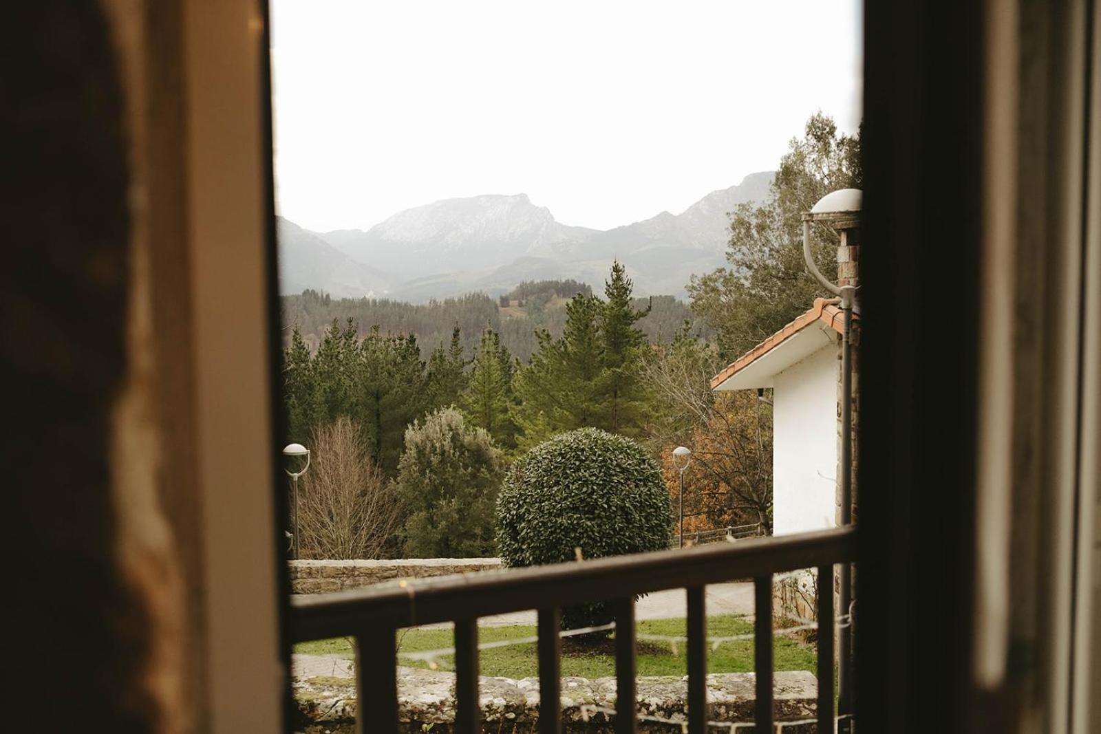 Hotel Garaiko Landetxea Durango Extérieur photo
